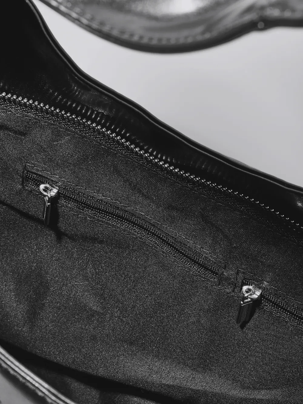 Claire Pocket Shoulder Bag - Image 4