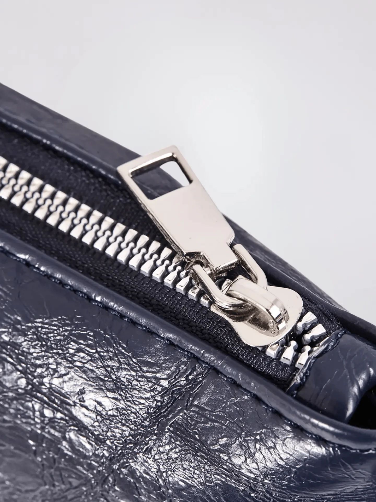 Scarlett Mini Pouch - Image 19