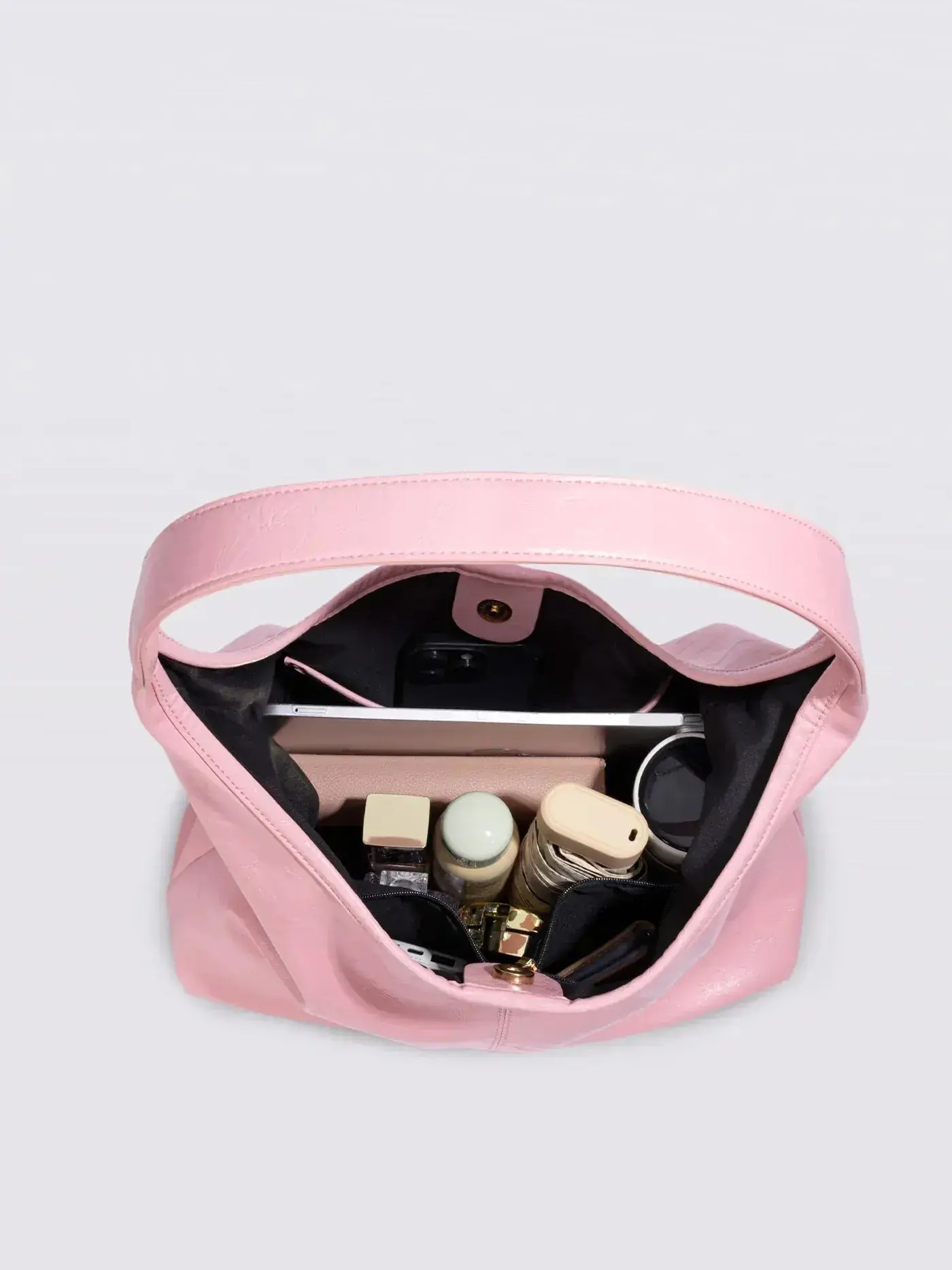 Scarlett Distressed Leather Tote - Image 60