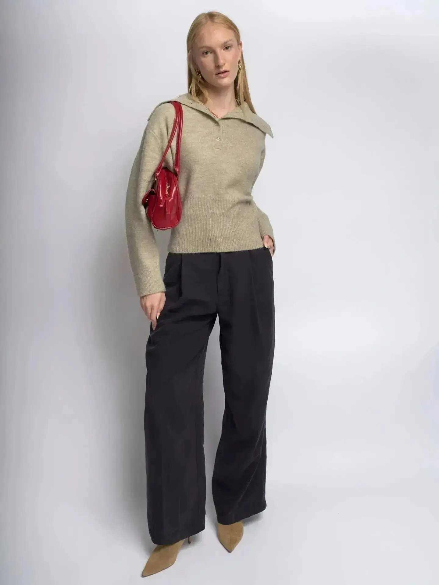 Sleek Daily Leather Carry - Image 7