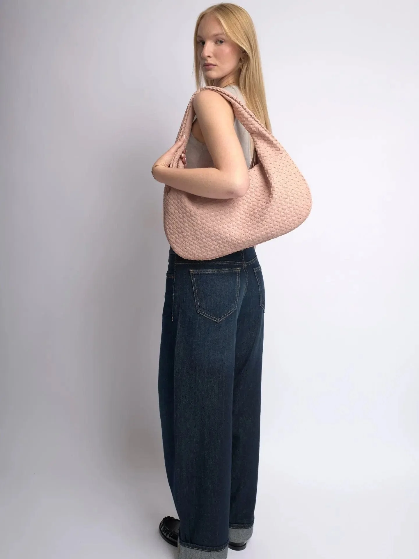 The One Shoulder Wonder - Image 19